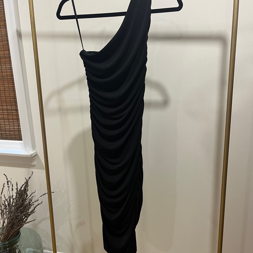 Alice and Olivia NWT black dress